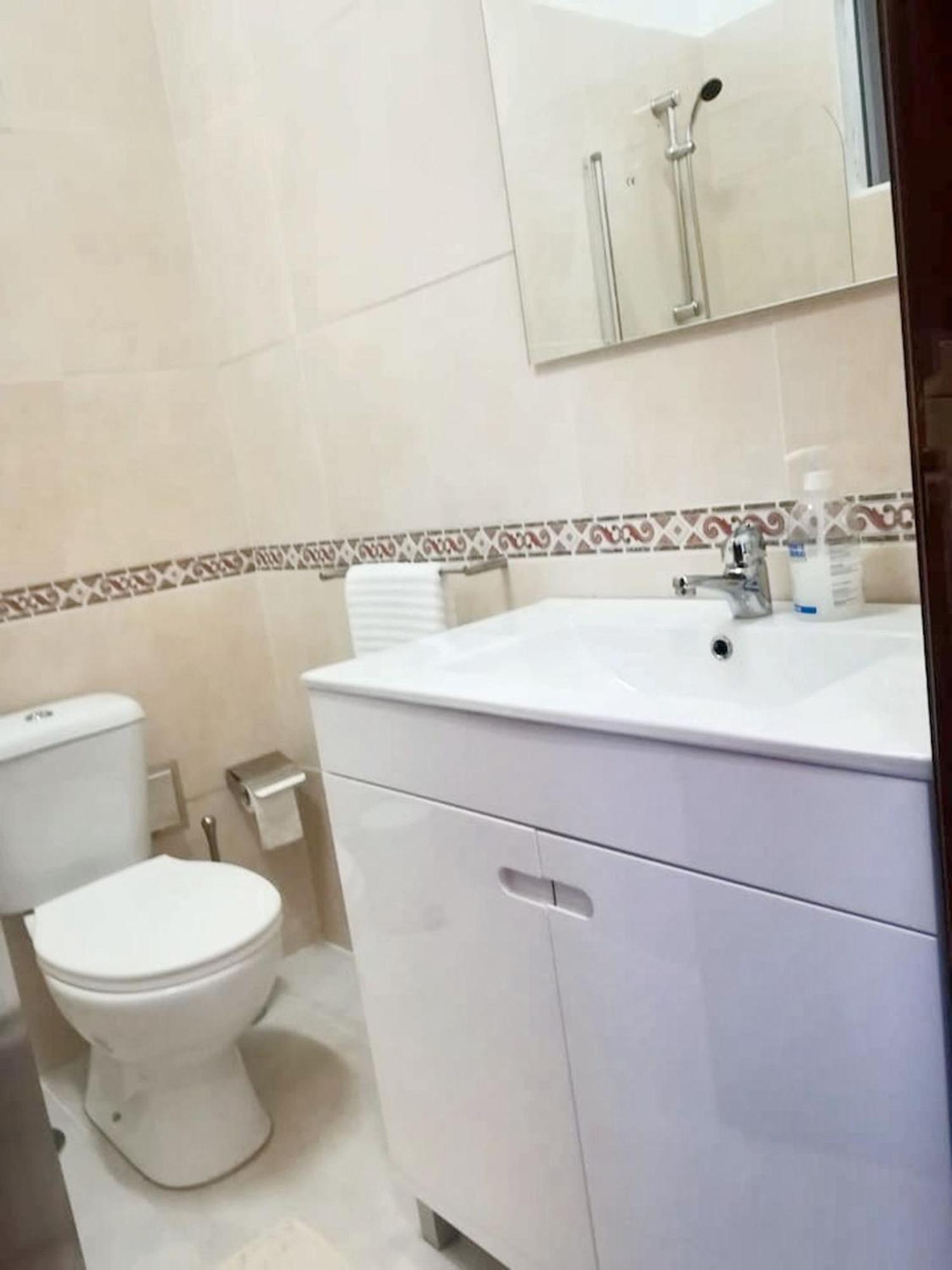 Comfortable Apartment With Balcony And Sea View In Lisbon 50 M² Luaran gambar